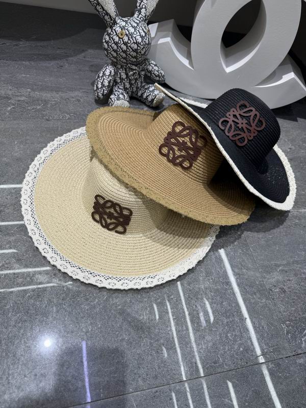 Loewe top hat dx76